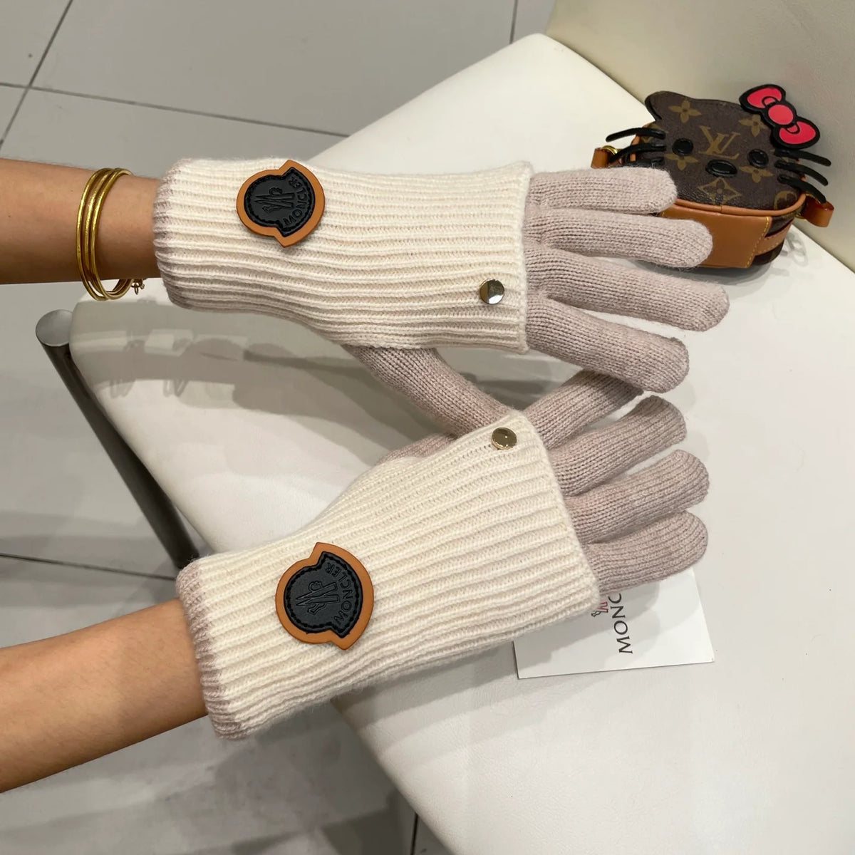 Knitted wool warm yarn gloves