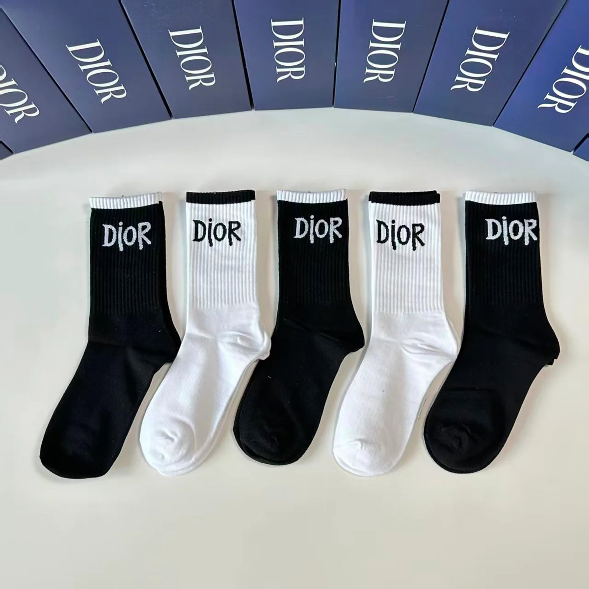 New medium to long socks