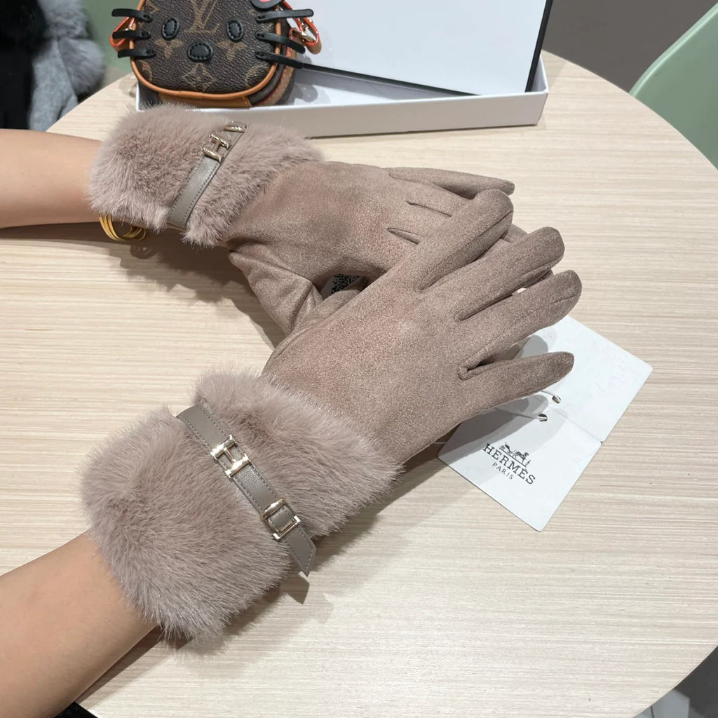 Cold resistant and warm plush windproof gloves