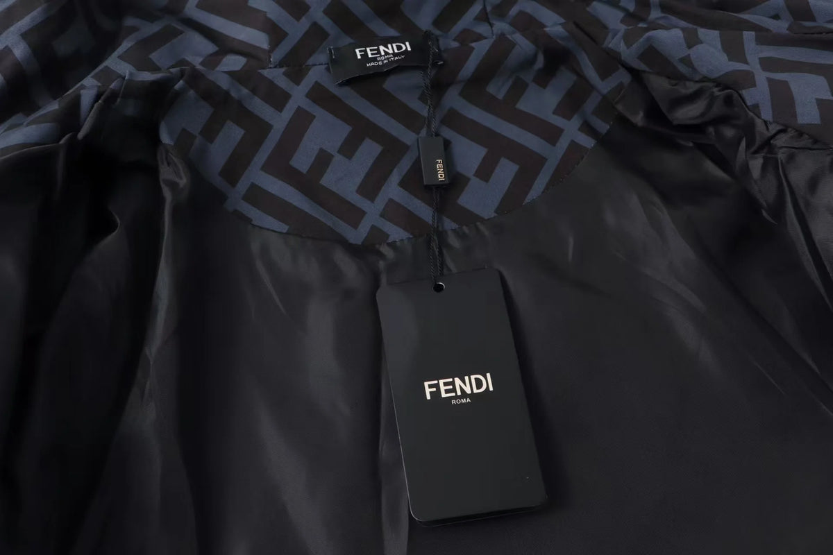 New embroidered hooded jacket