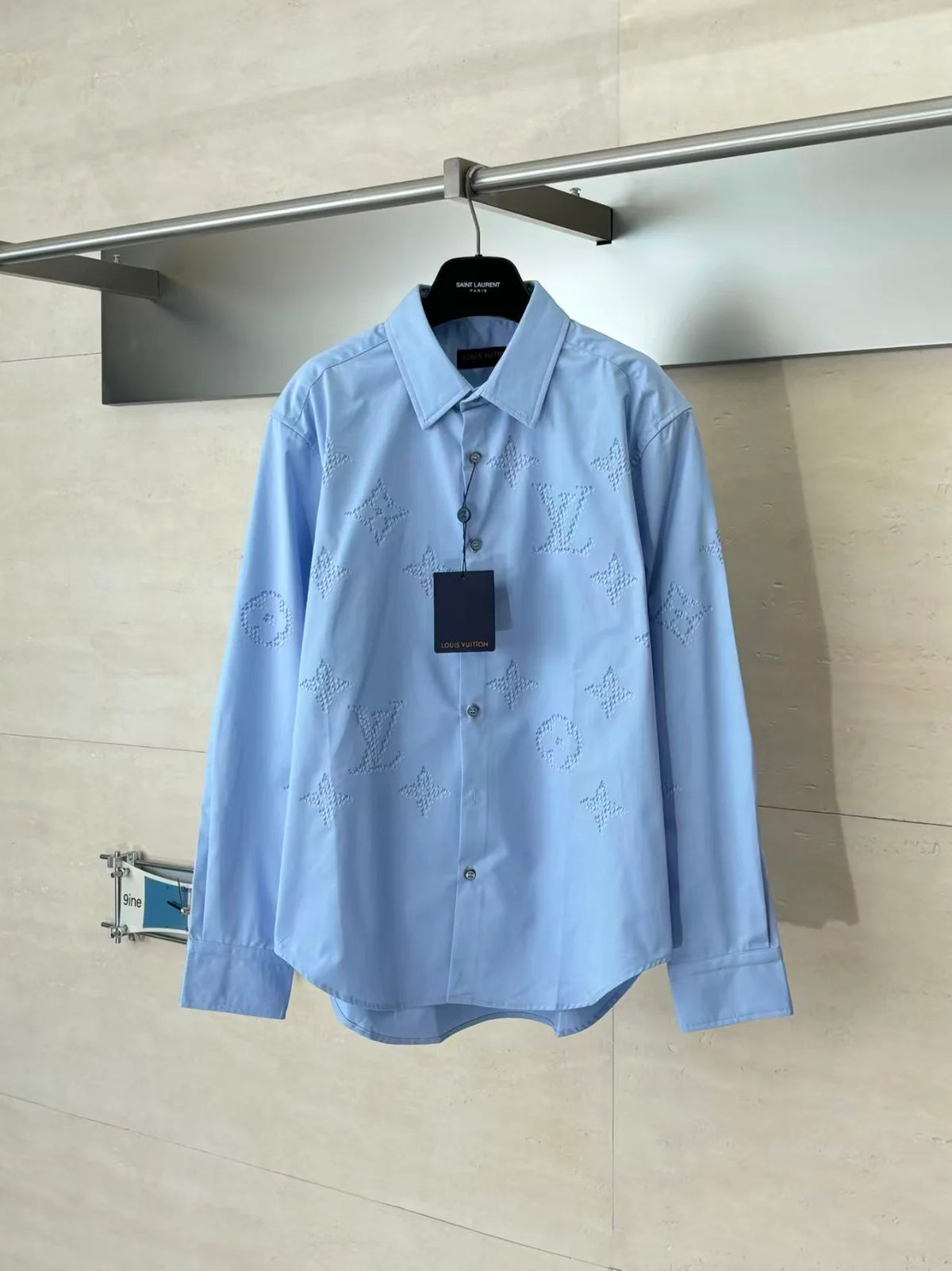 New letter printed long sleeved shirt