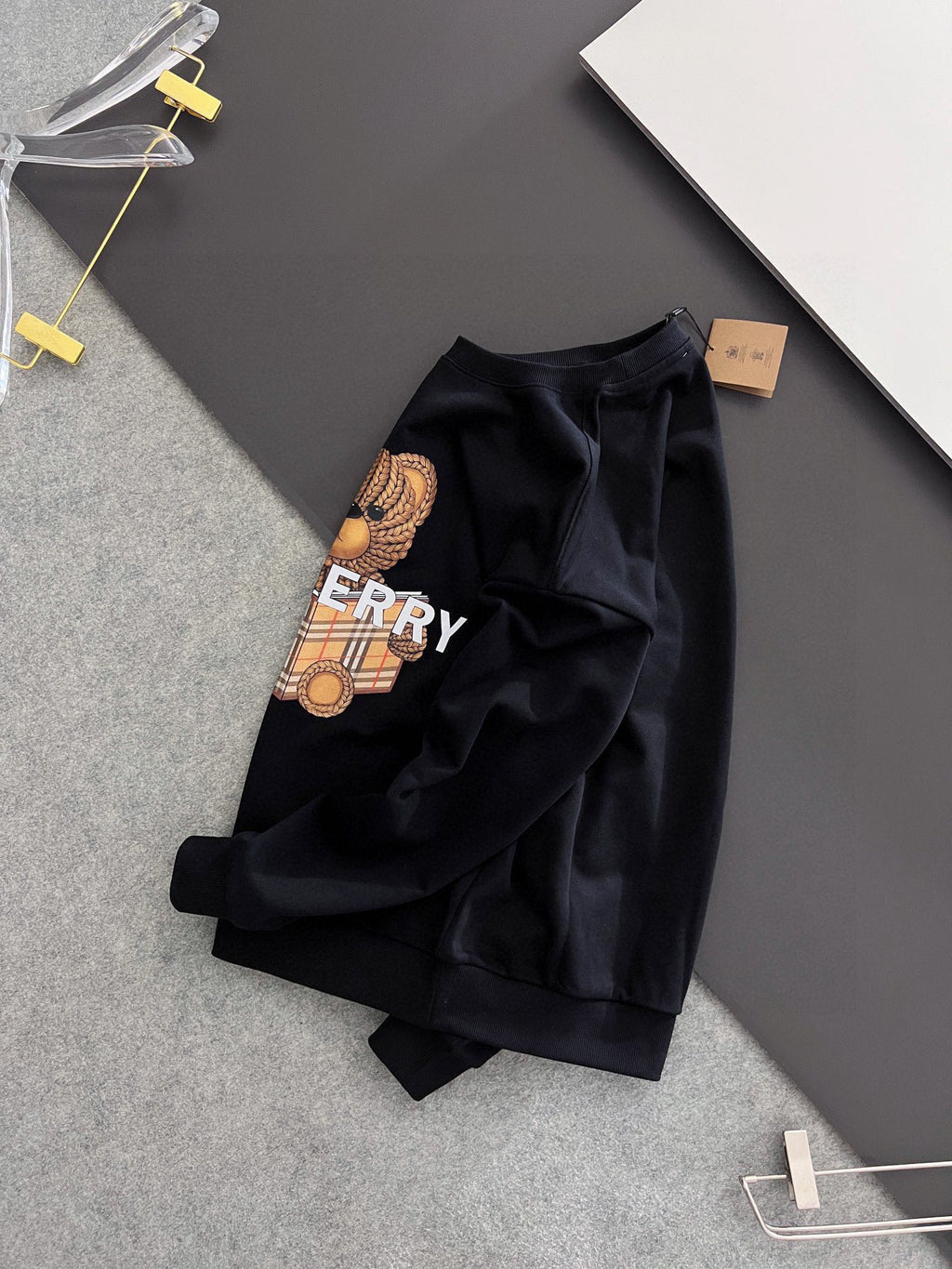 New printed pullover round neck hoodie