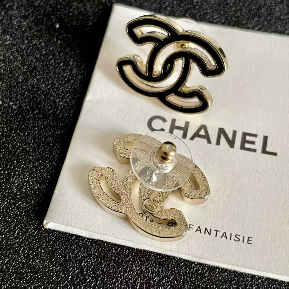 New hollowed out earrings