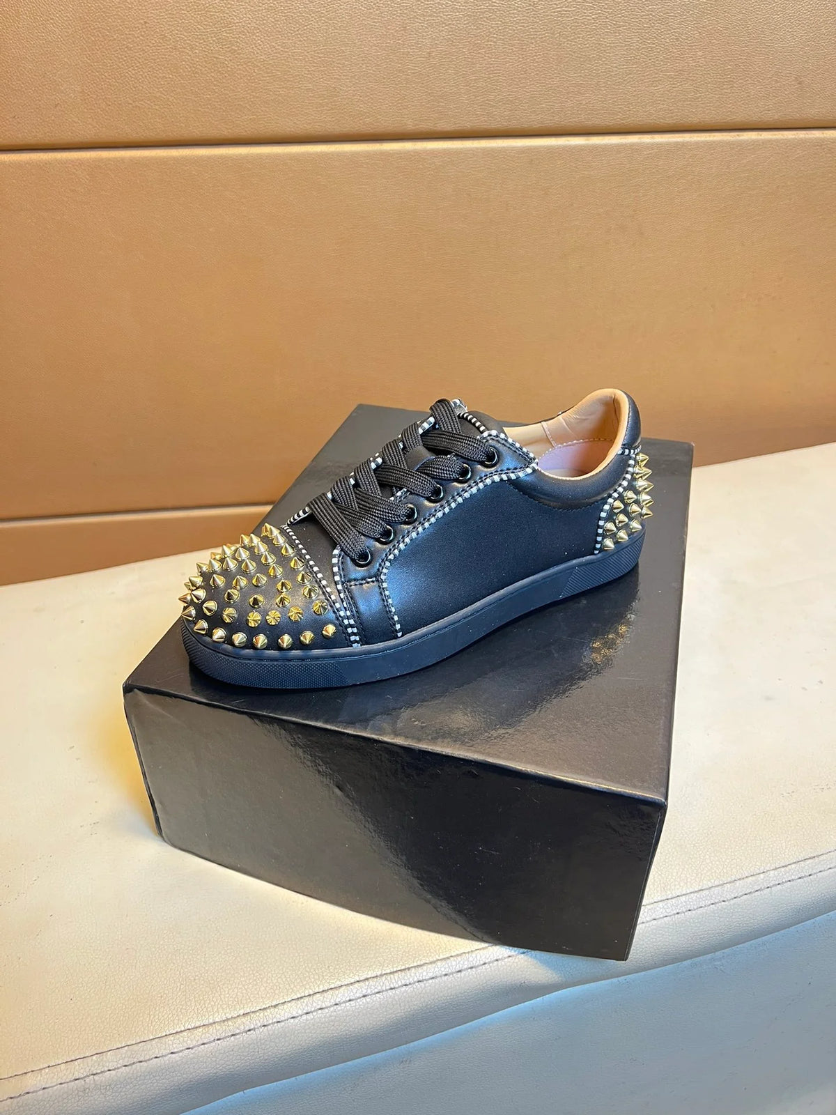 New men's shoes