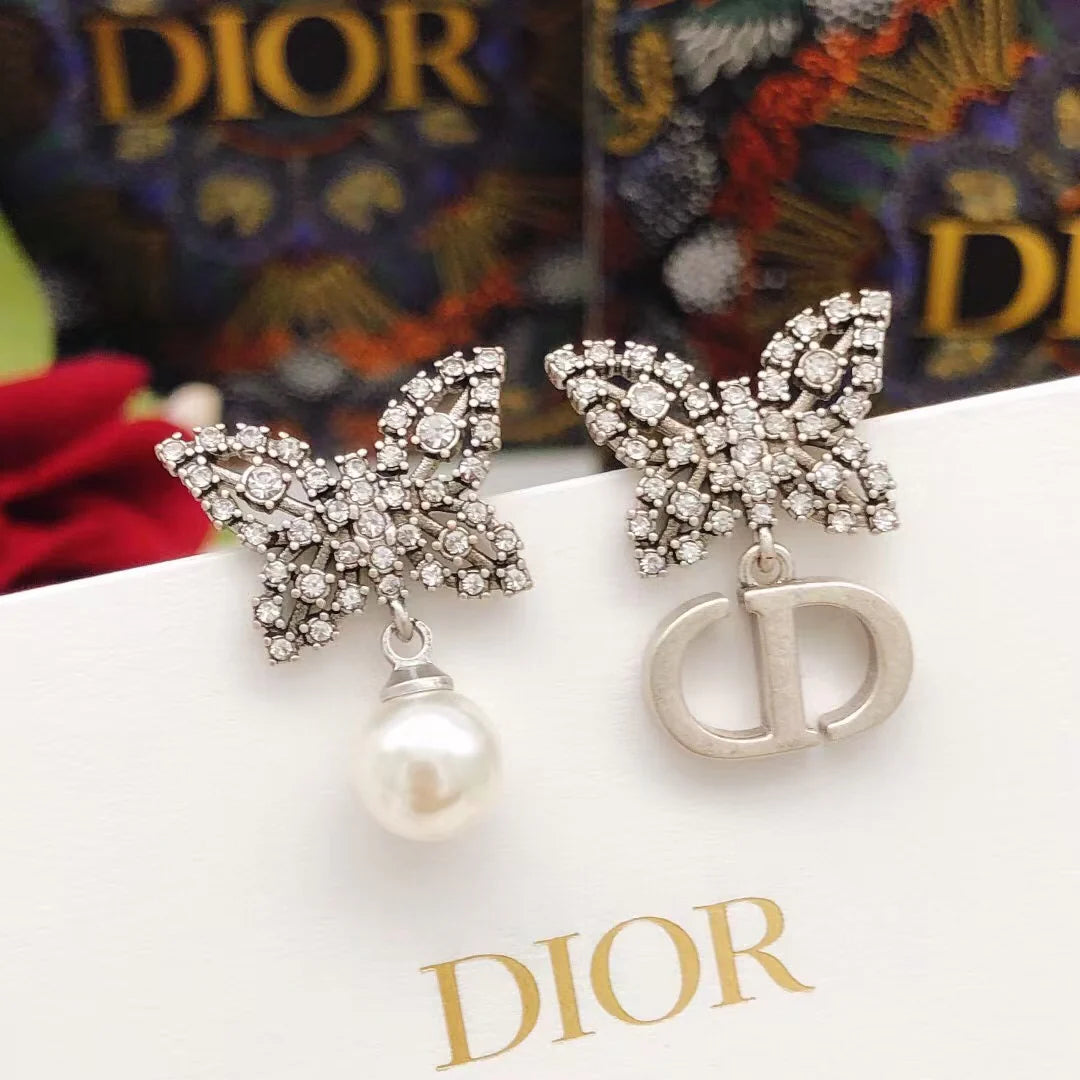 butterfly 🦋 ear stud