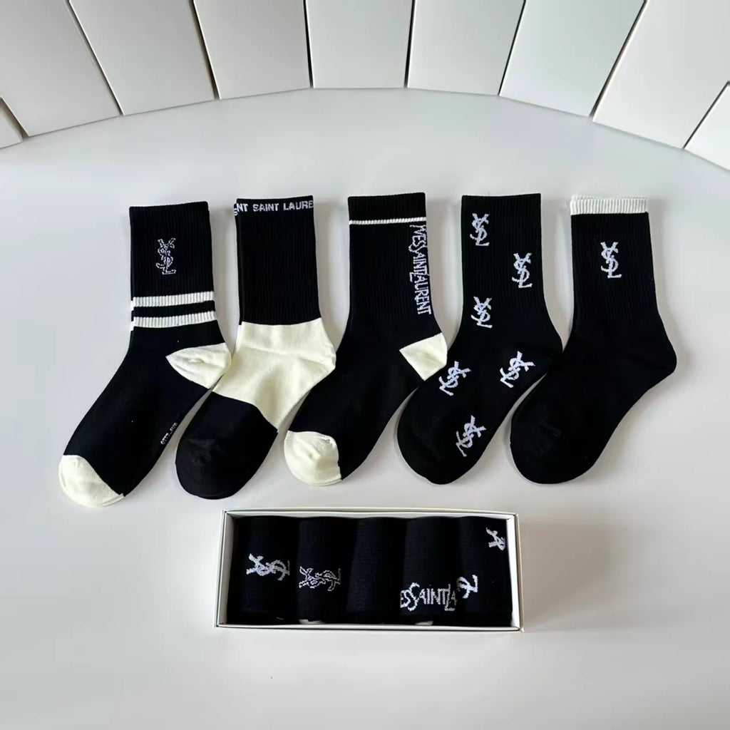 New medium to long pile socks