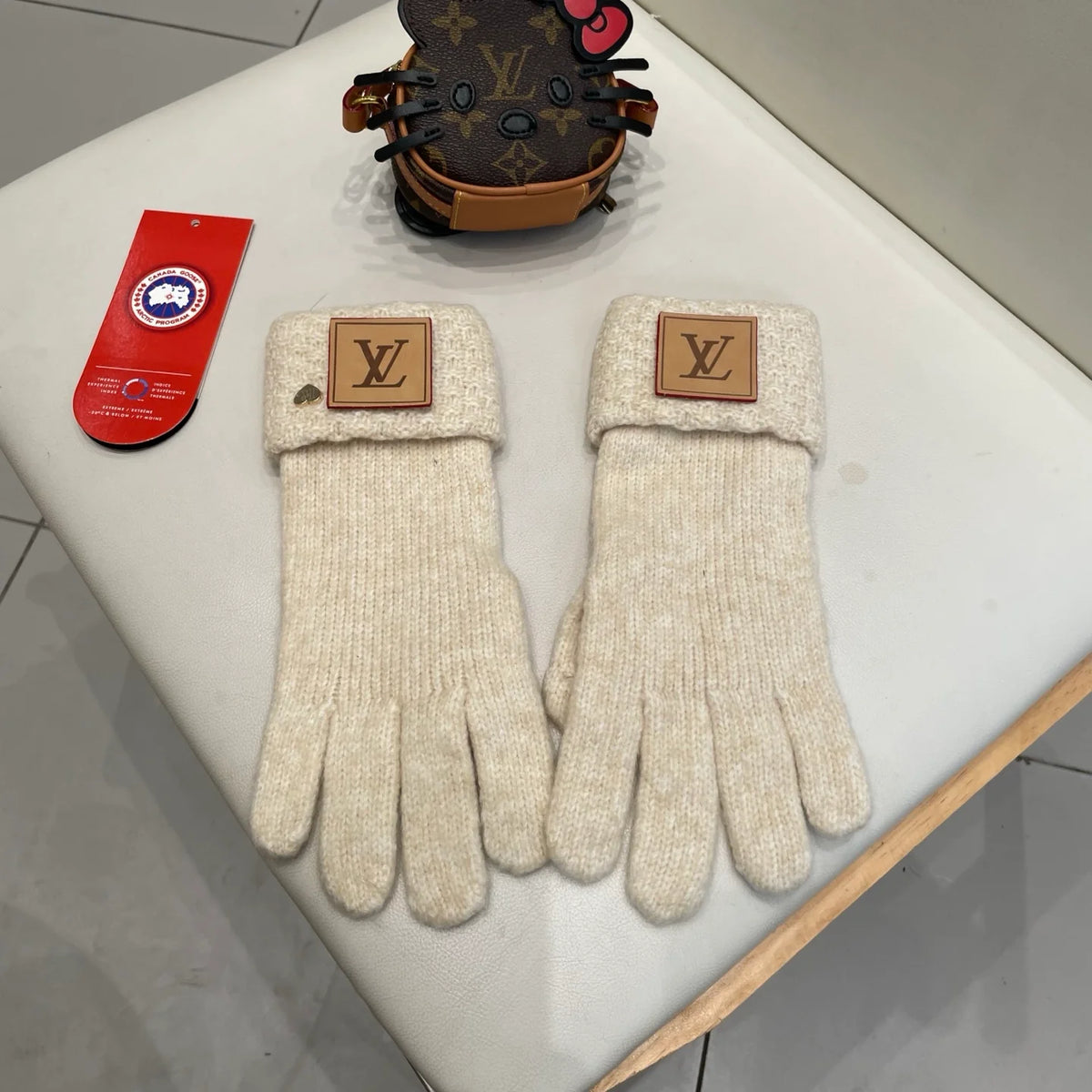 New autumn and winter wool knitted gloves 🧤
