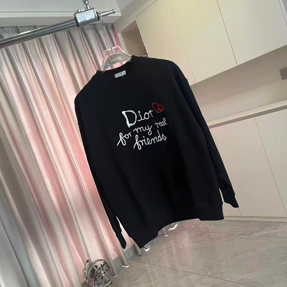 New embroidered letter hoodie