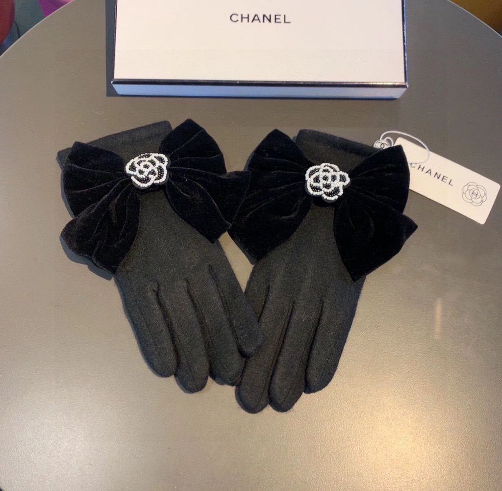 Zhuzhu Mountain Camellia+Big Bow 🔥 fashion gloves