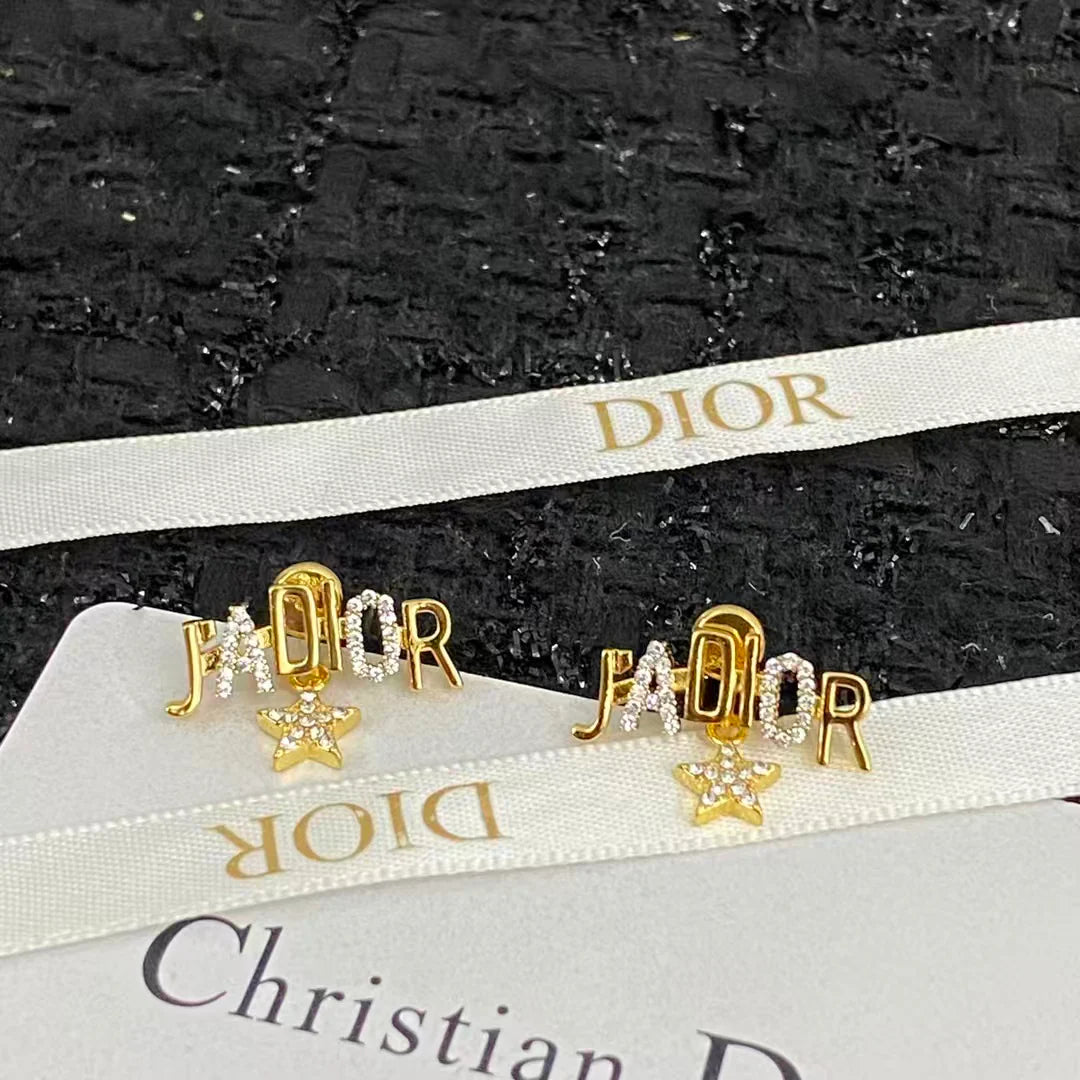 New letter star earrings