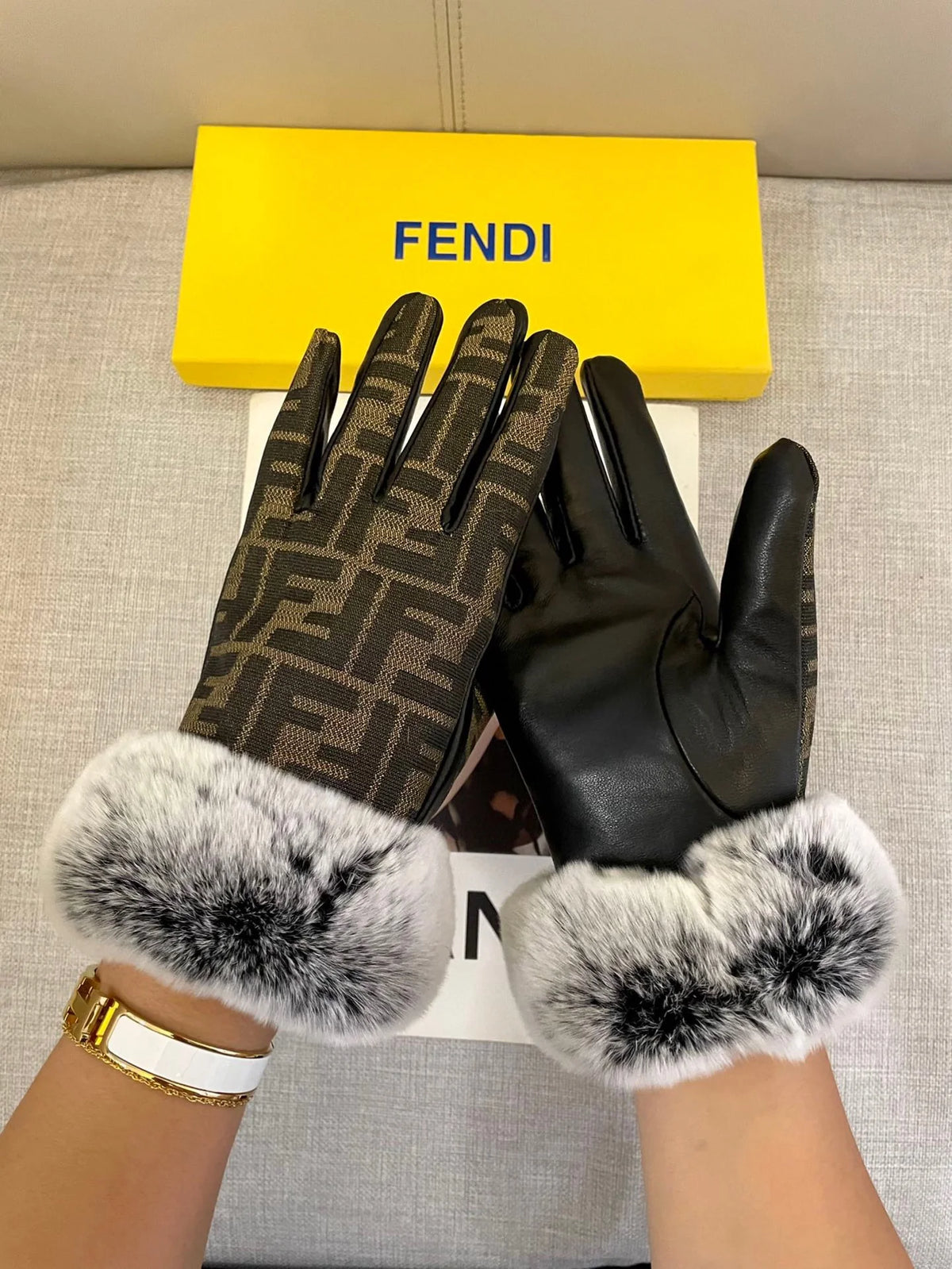 New fabric with leather gloves