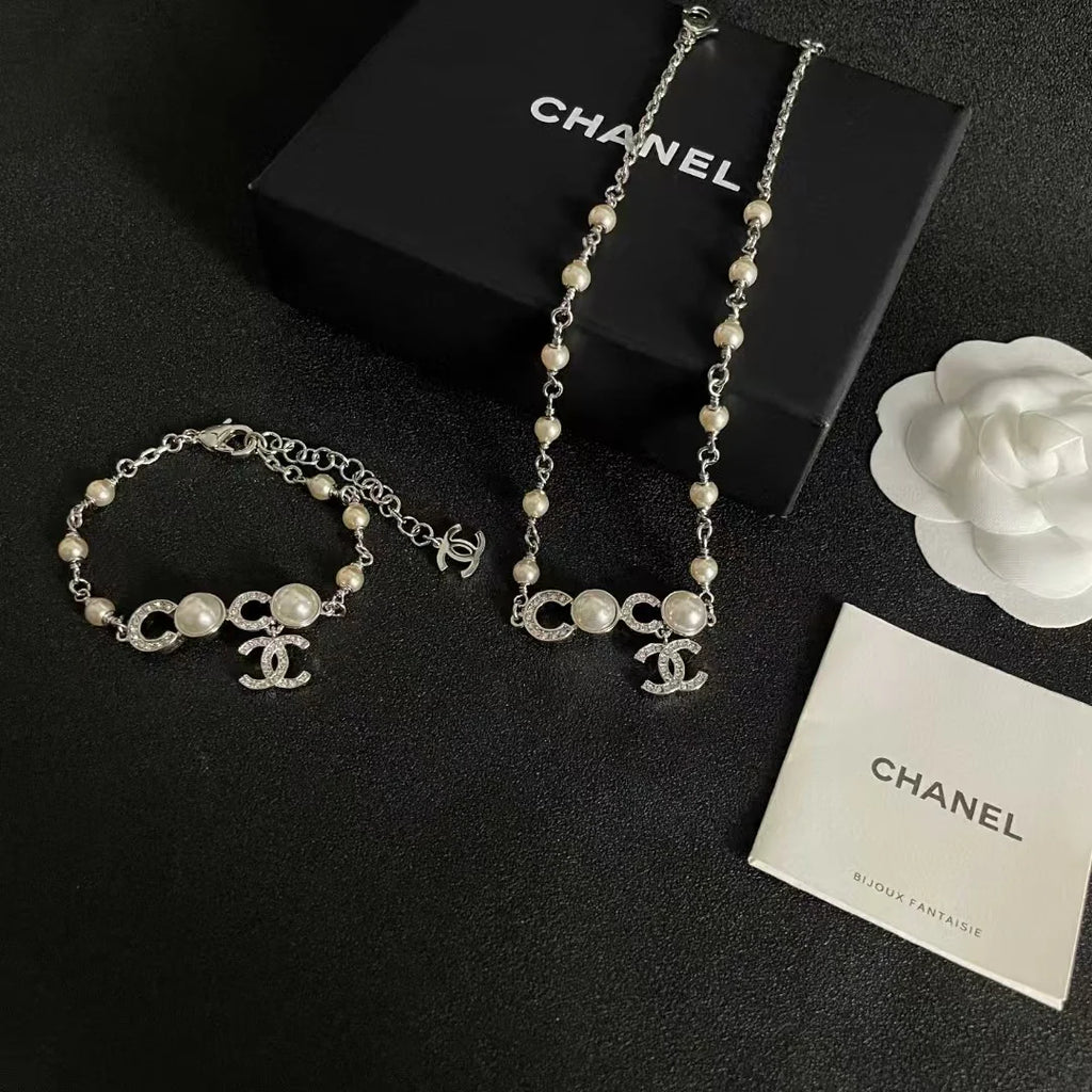 Pearl Bracelet