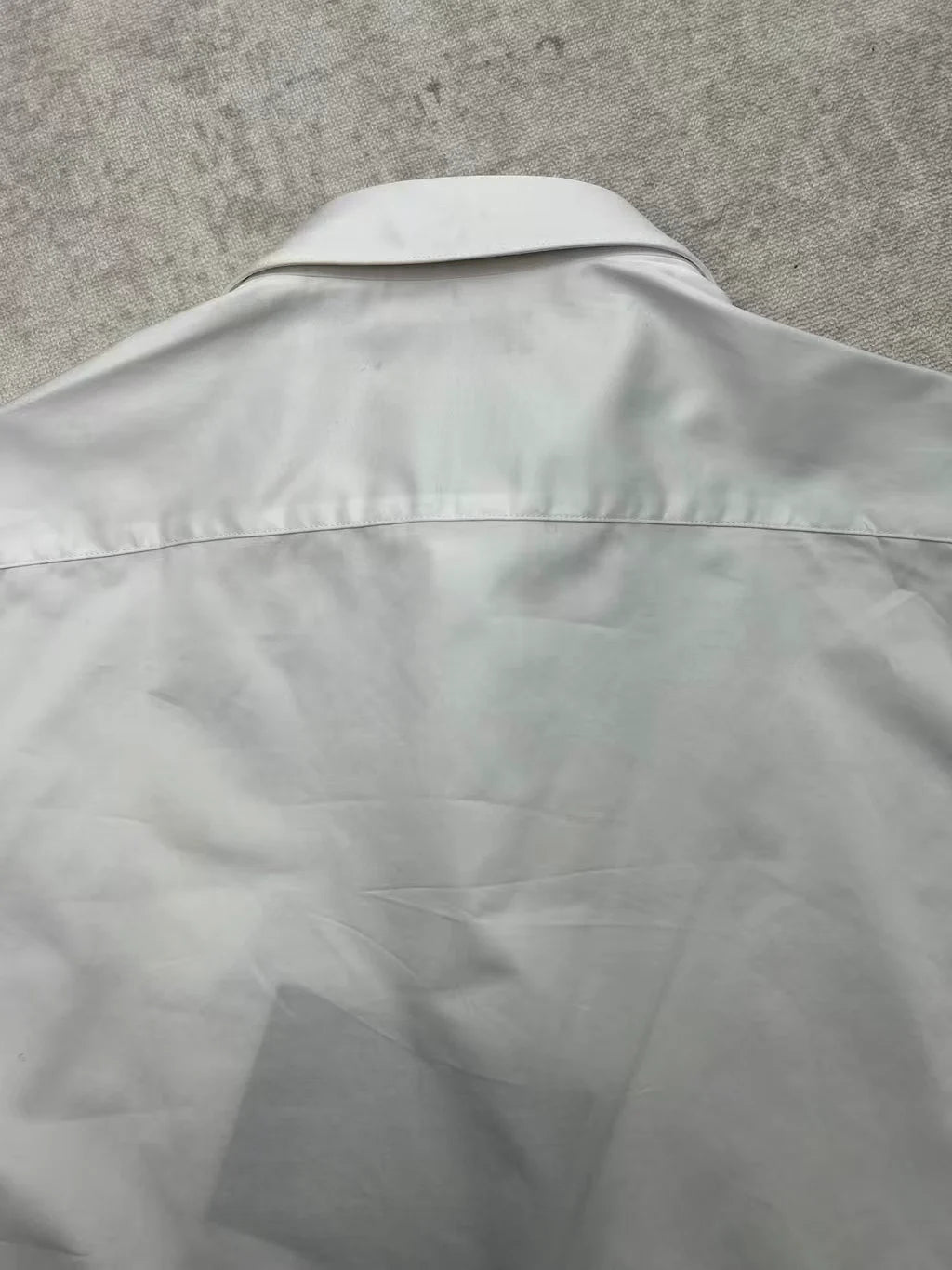 New casual long sleeved shirt