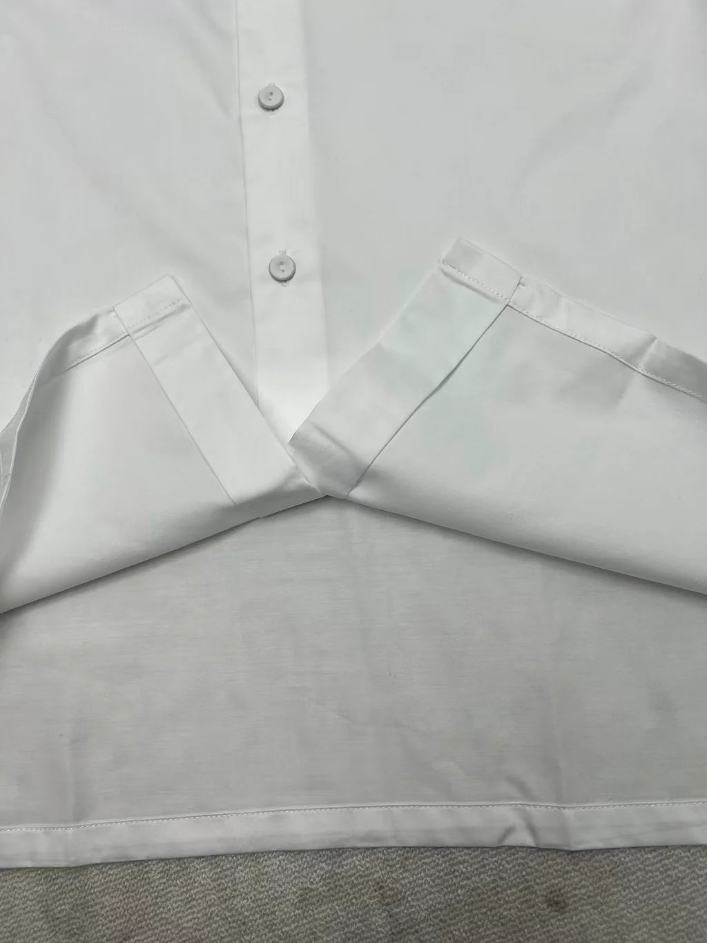 New casual long sleeved shirt