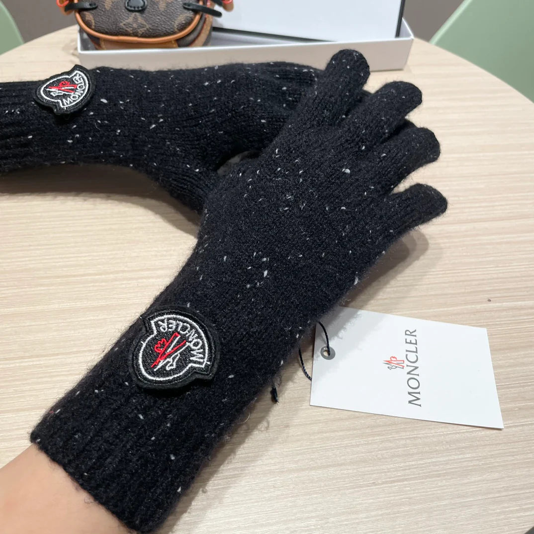 Autumn and winter wool knitted gloves