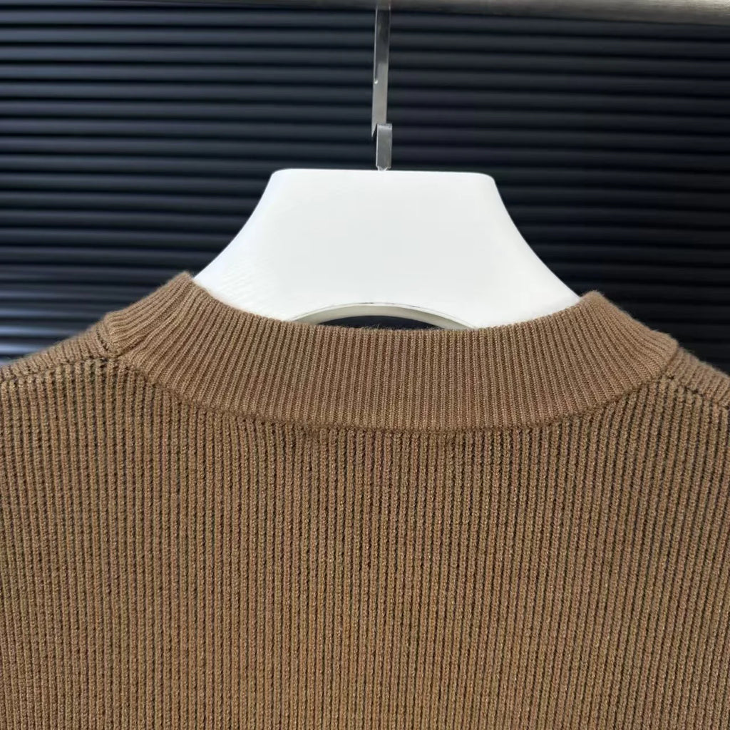 New letter embroidered sweater