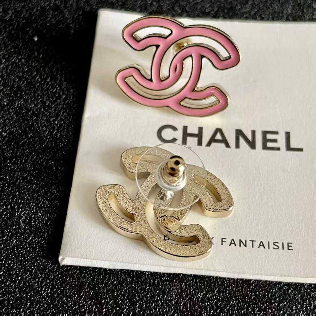 New hollowed out earrings