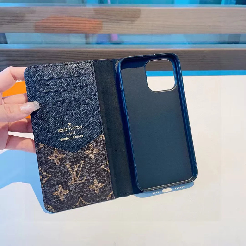 Splicing phone case