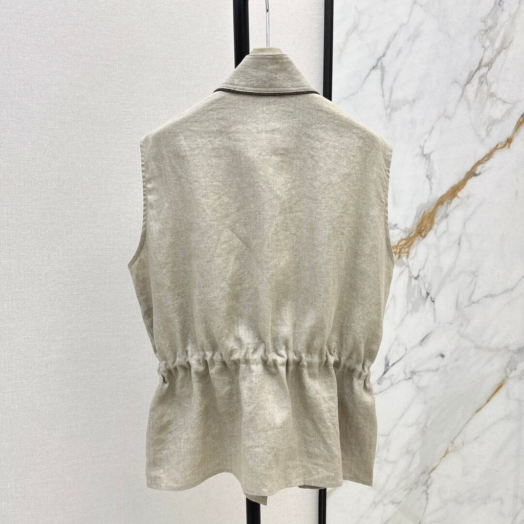 Minimalist Tailored Vest – Elegant & Slimming