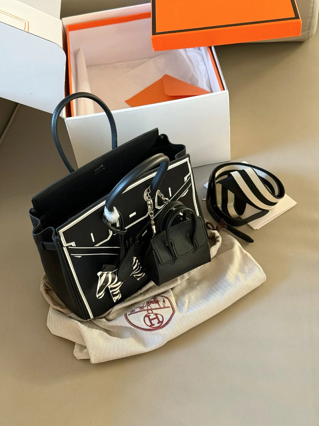 Cow skin mother platinum bag