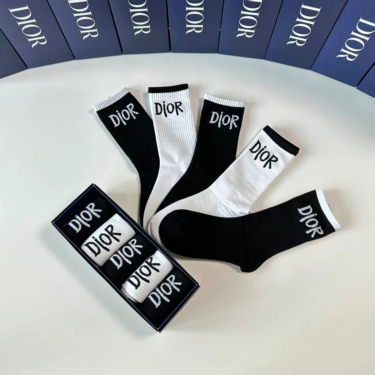 New medium to long socks