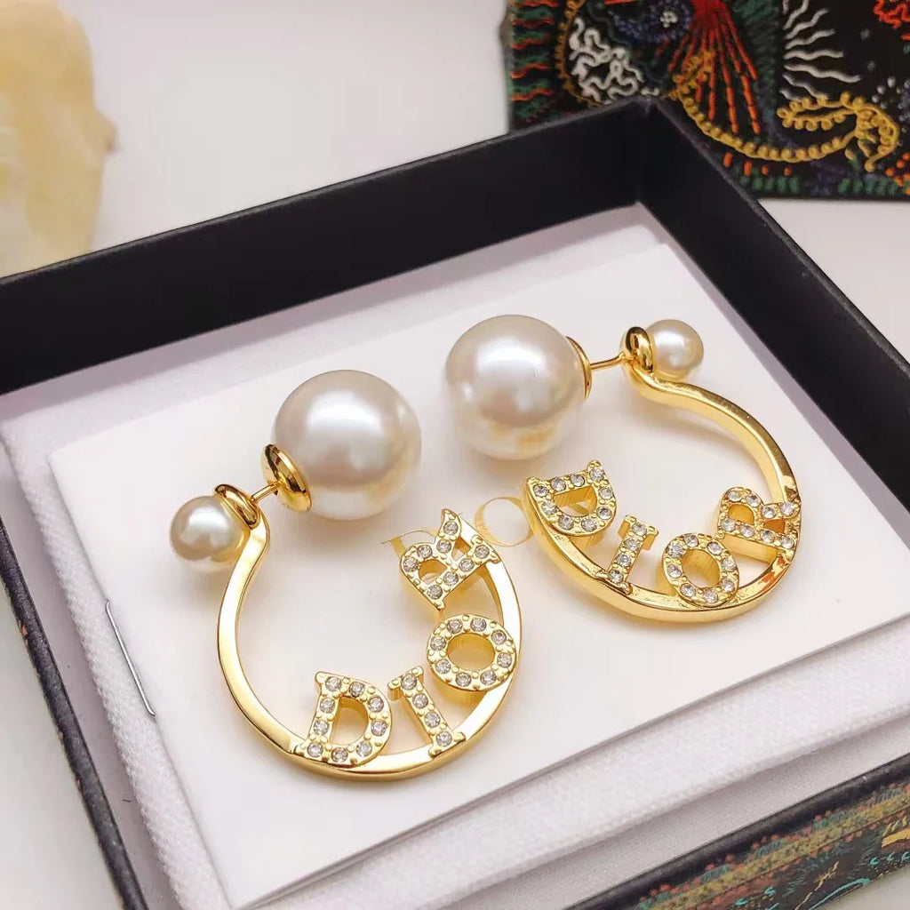 New round earrings