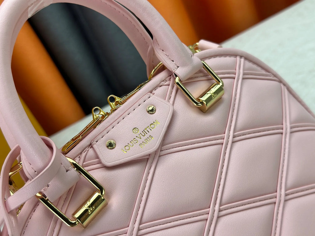 Classic Alma handbag