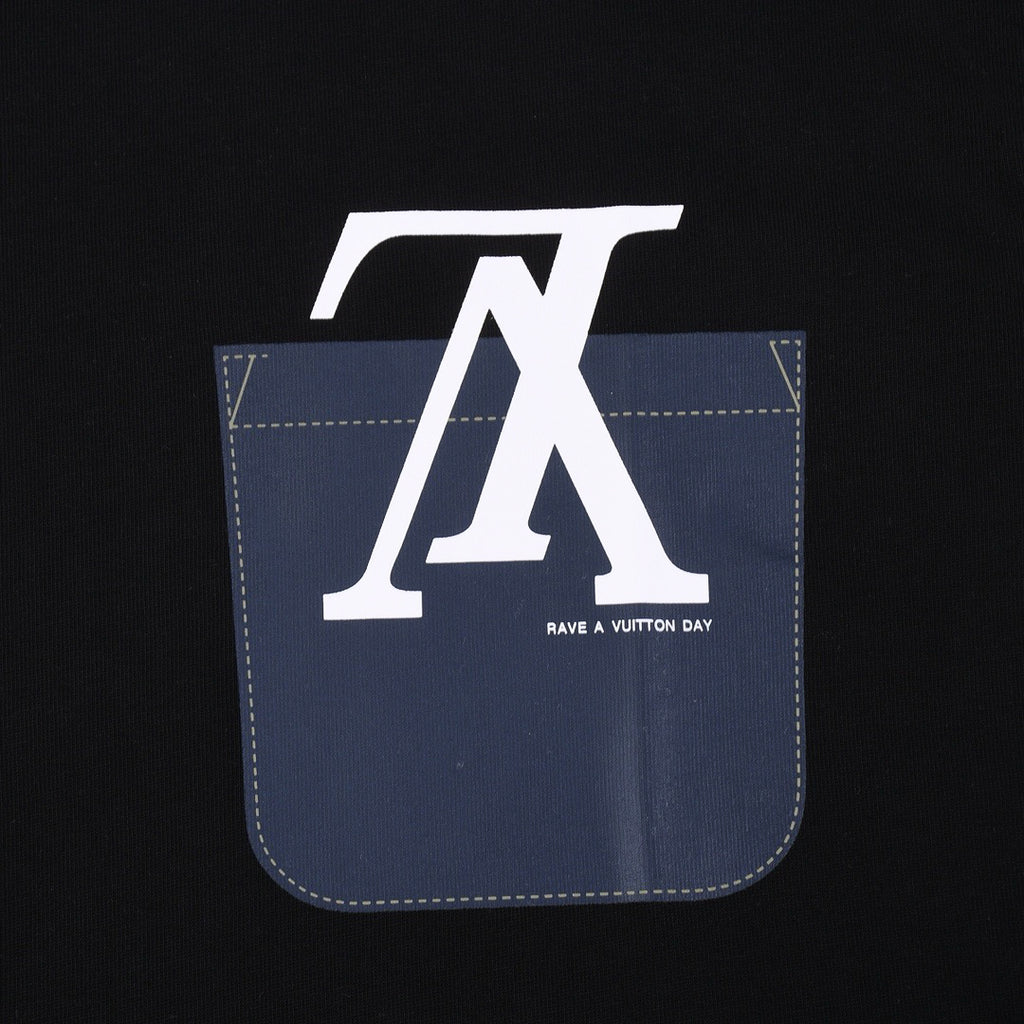 Fake chest pocket with new contrasting color design printed T-shirt
