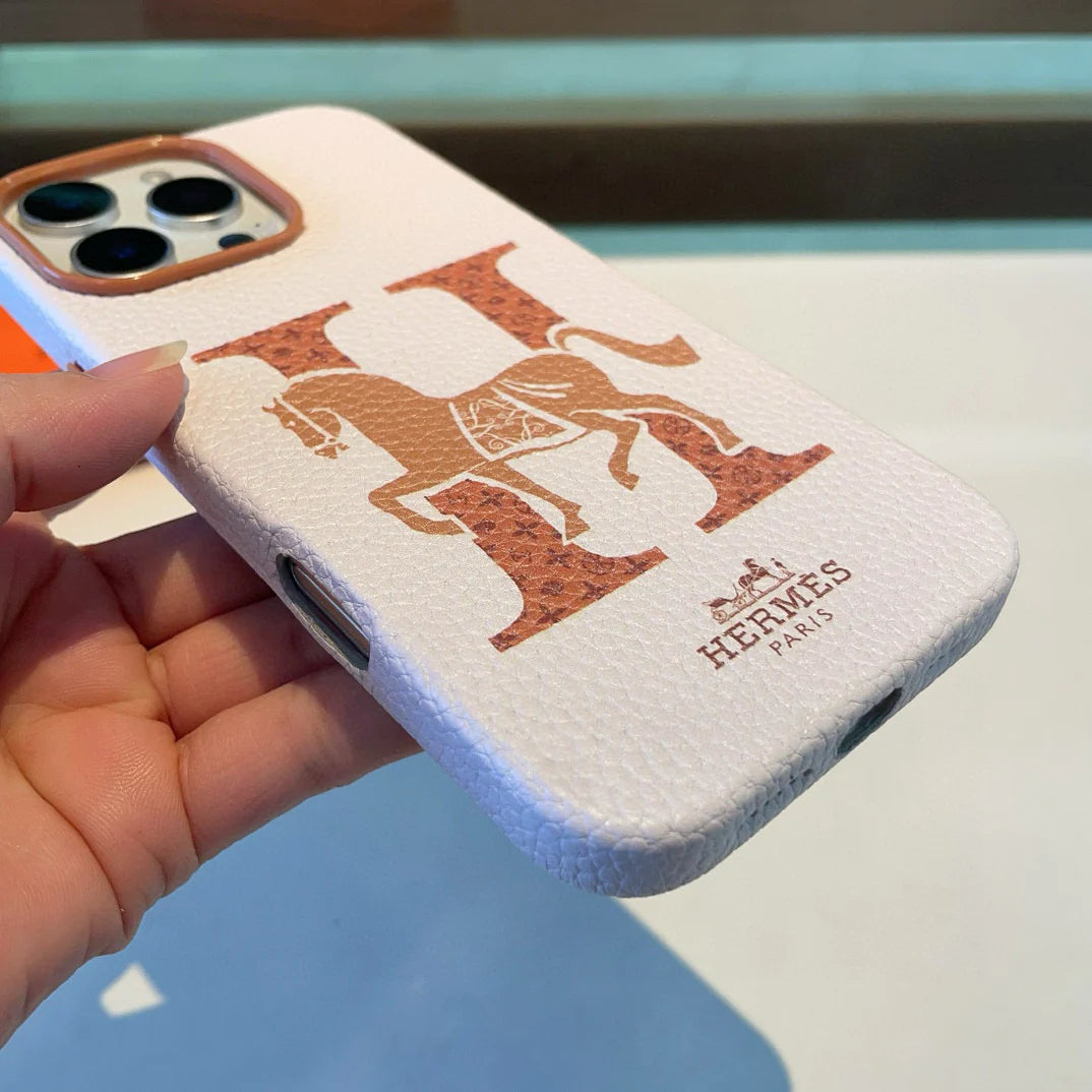 All inclusive lychee patterned phone case