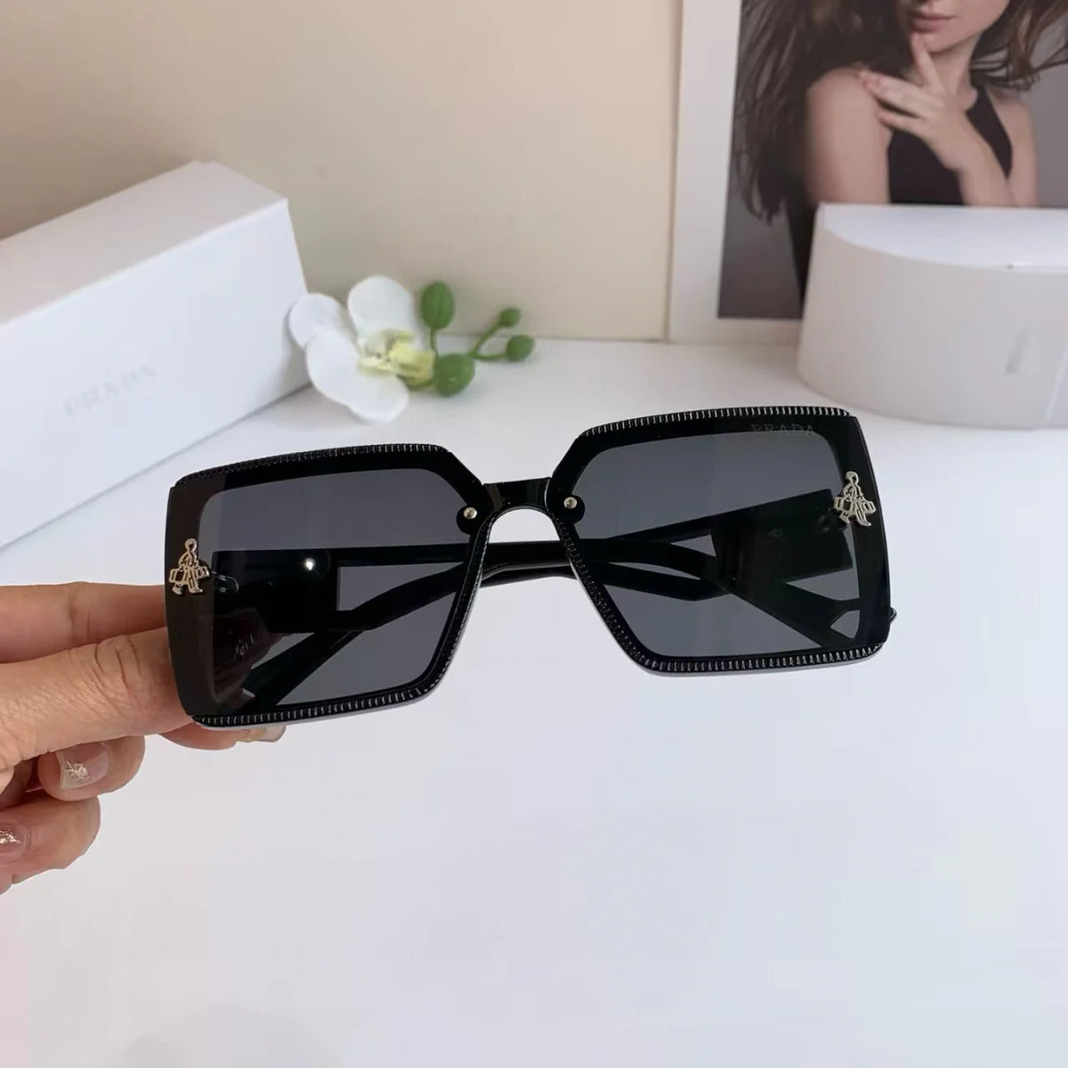 New casual sunglasses