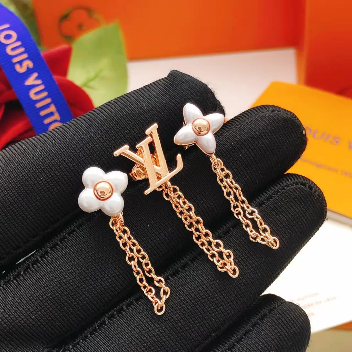 New white flower earrings