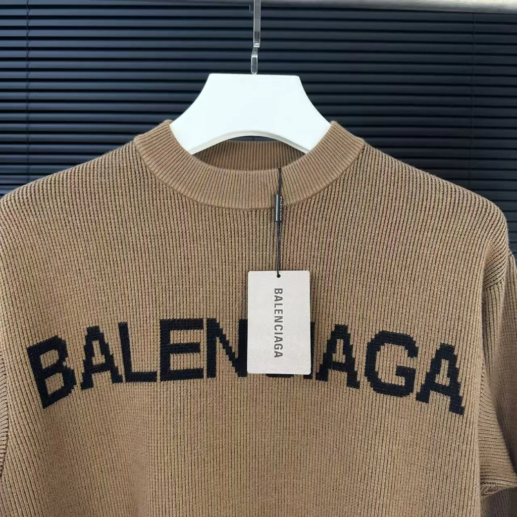 New letter embroidered sweater