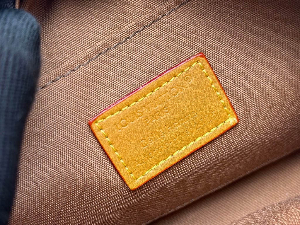 Coated canvas mailman bag