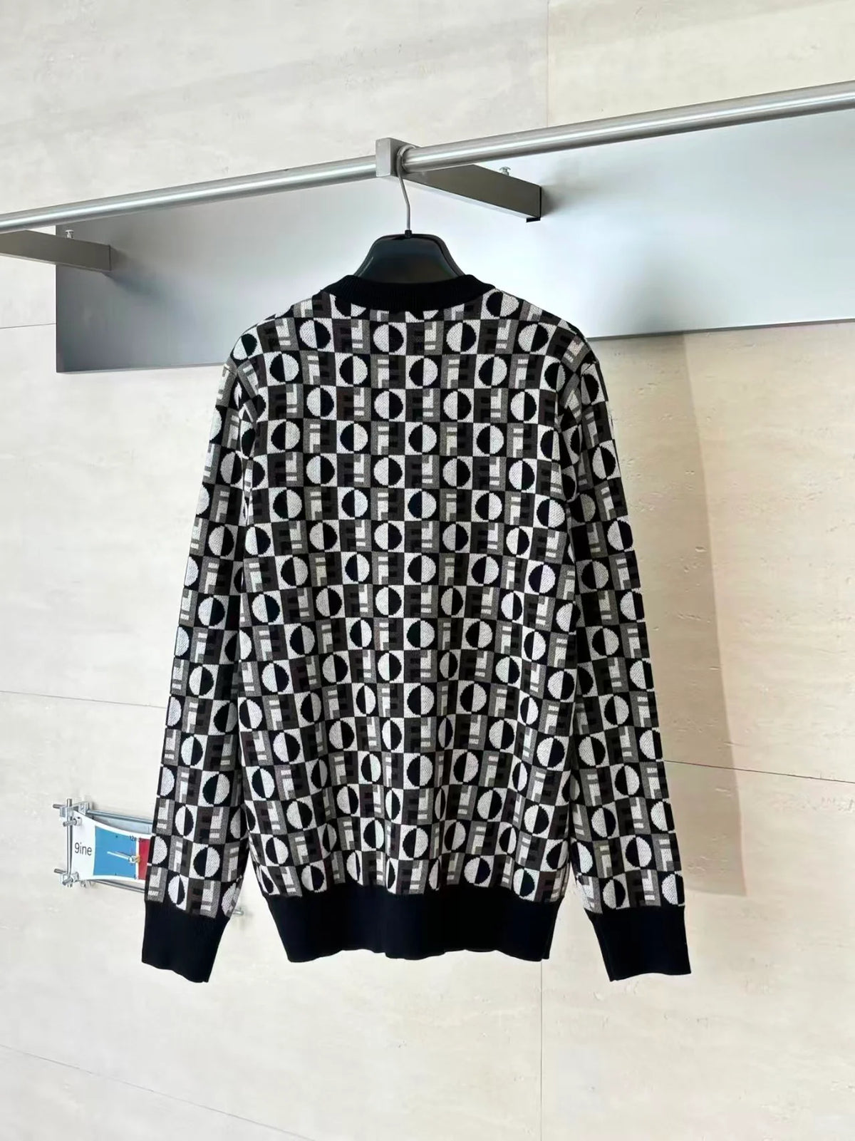 New fully printed jacquard sweater