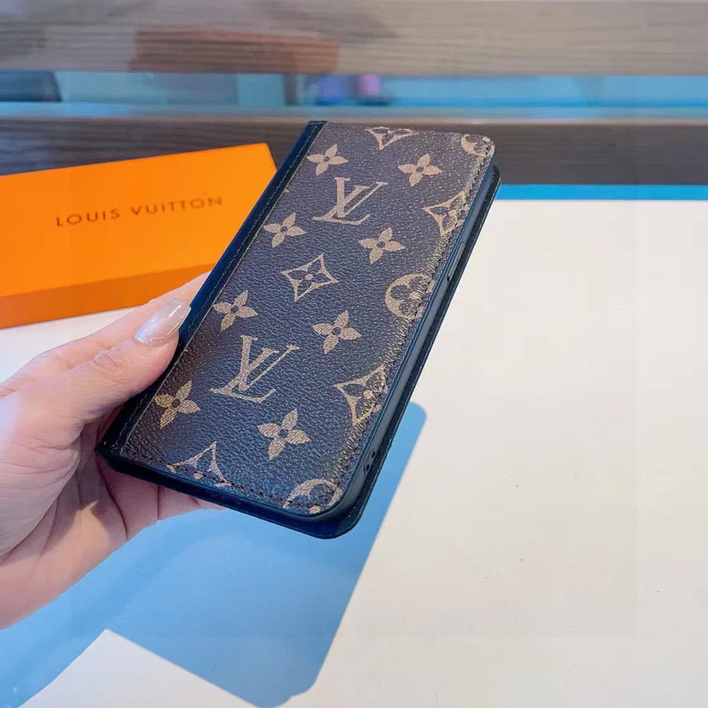 Splicing phone case