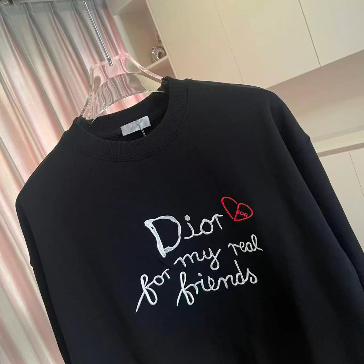 New embroidered letter hoodie