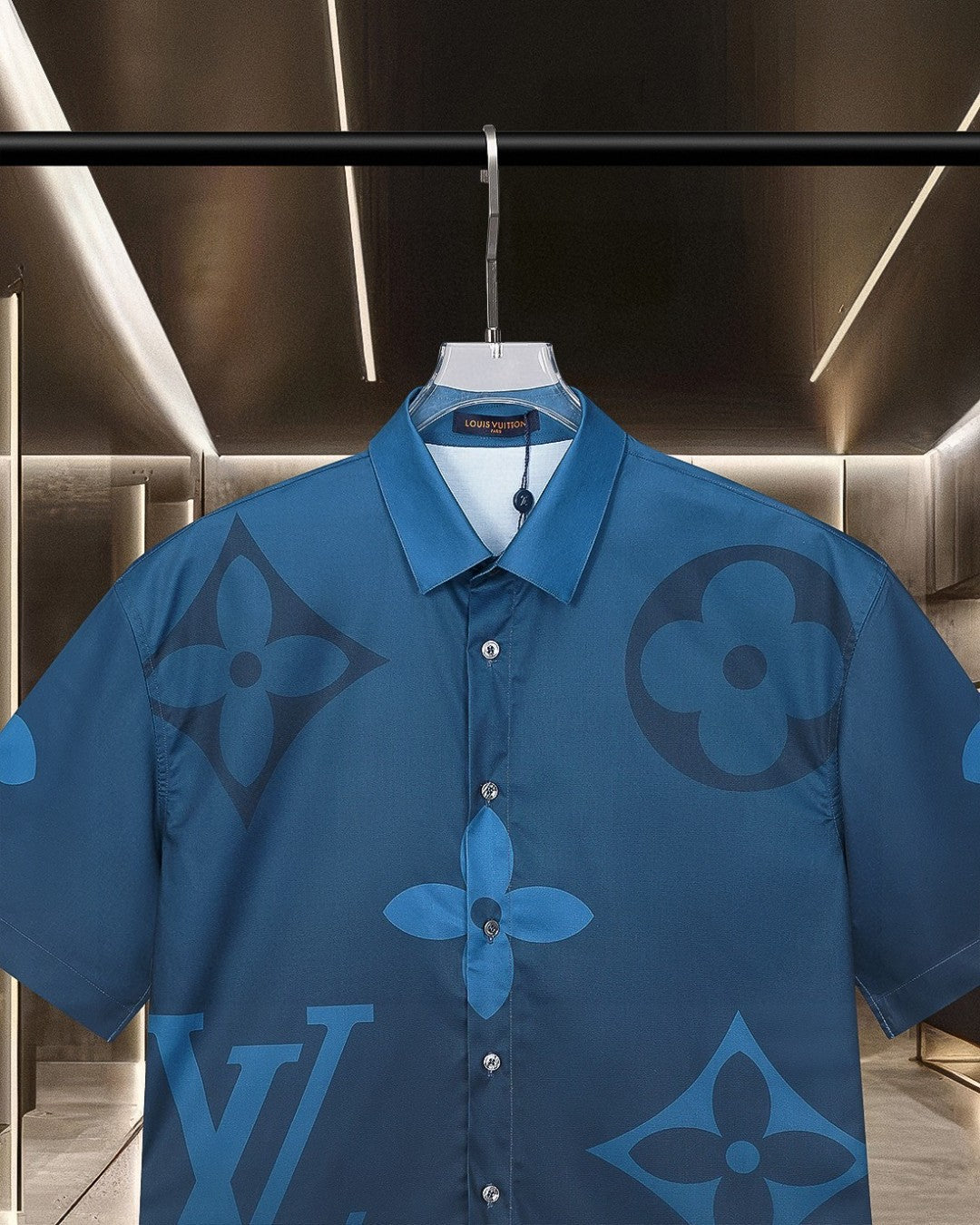 Gradient presbyopia blue digital printed short sleeved shirt