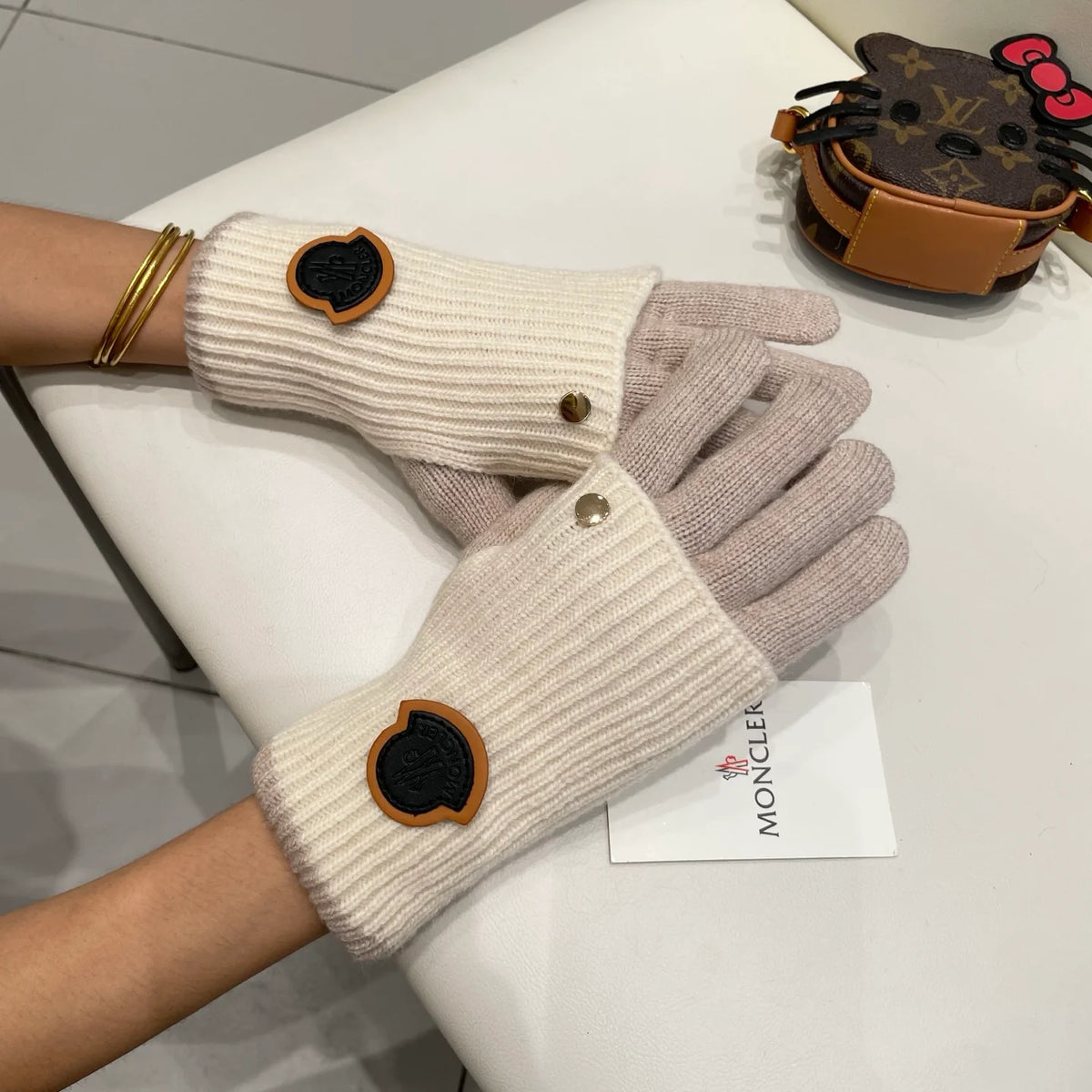 Knitted wool warm yarn gloves