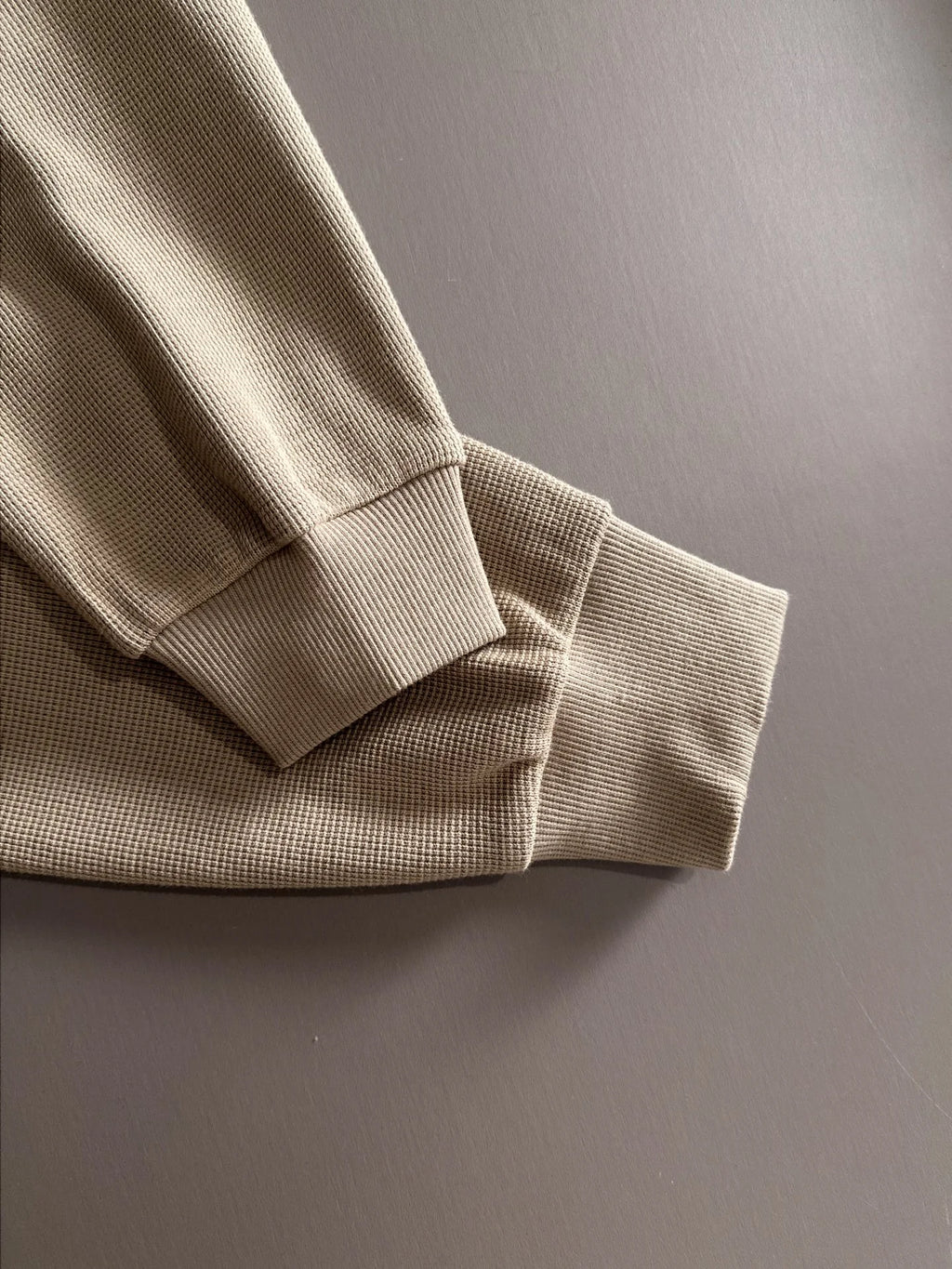 Autumn and winter new style lapel sweatshirt with long sleeves