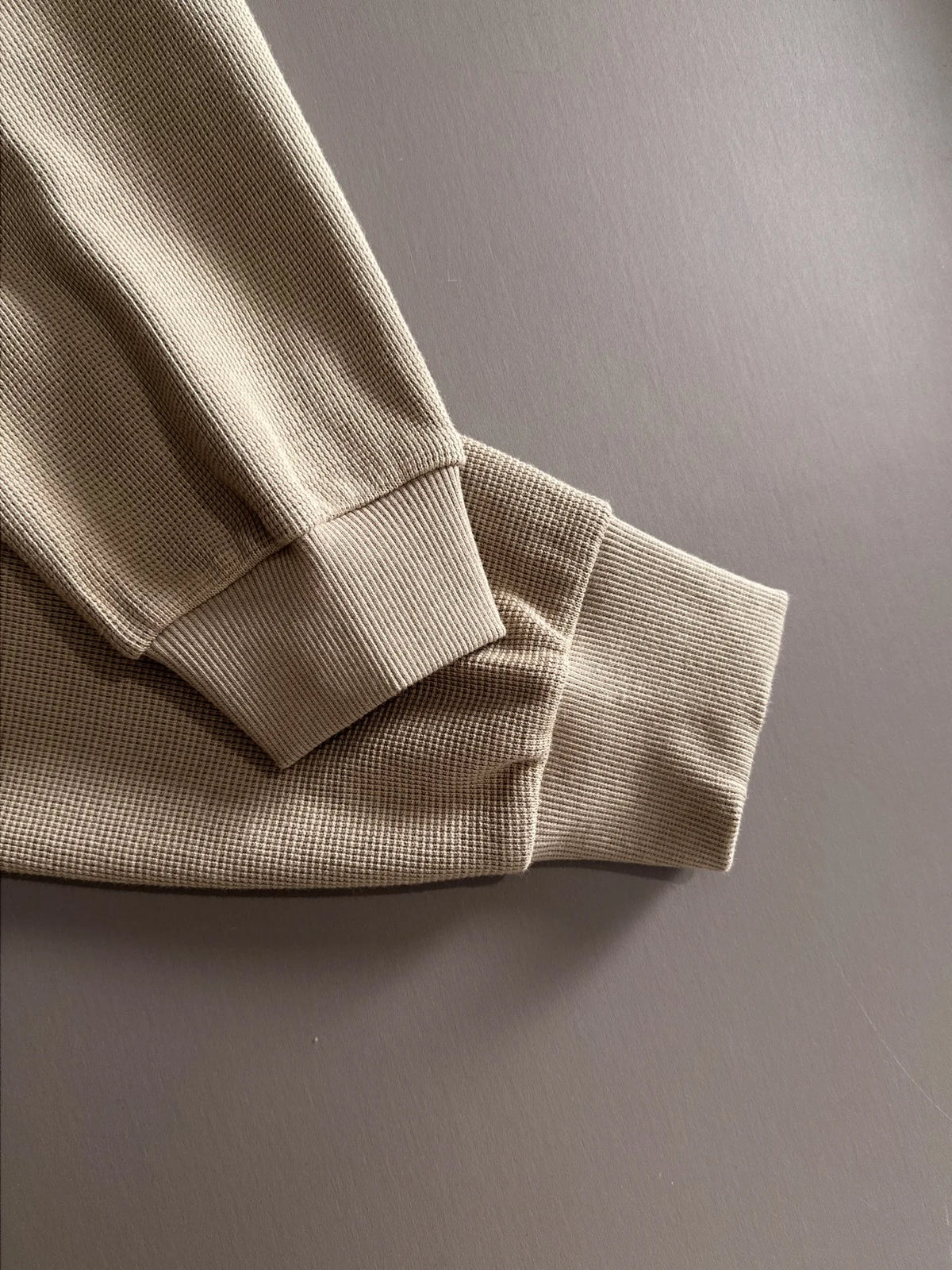 Autumn and winter new style lapel sweatshirt with long sleeves