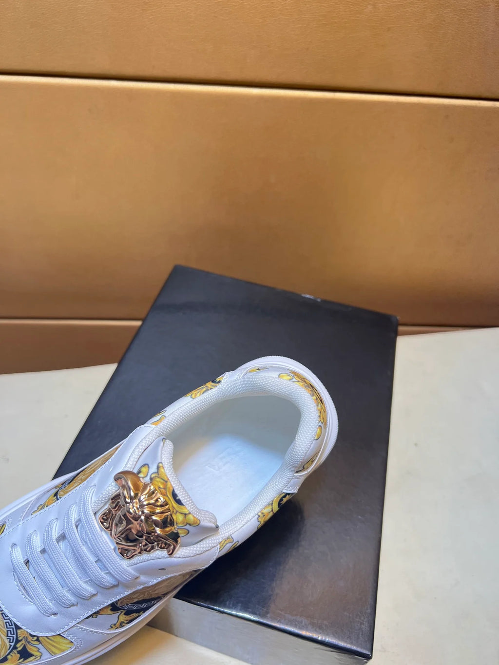 Novel and fashionable trendy shoes