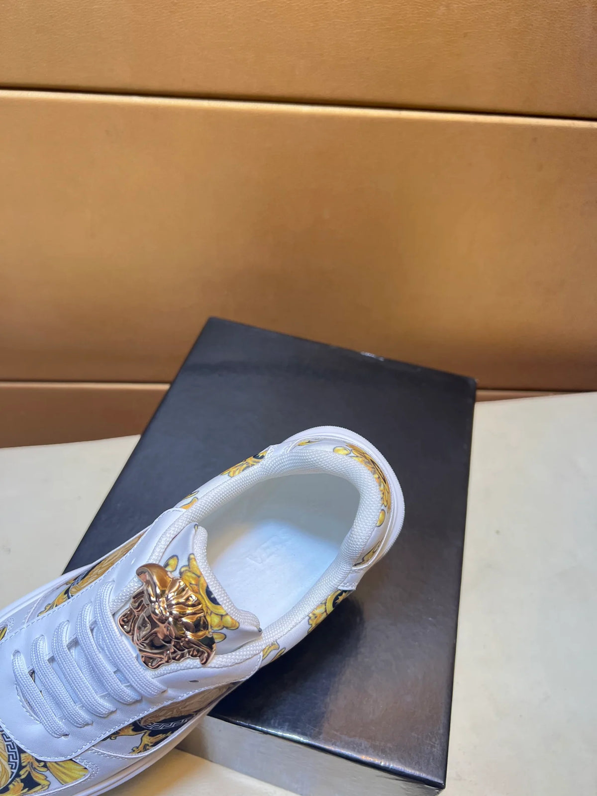 Novel and fashionable trendy shoes