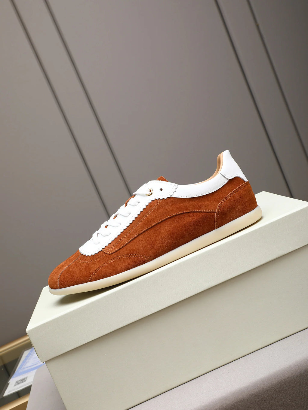 Selected cowhide upper men's shoes