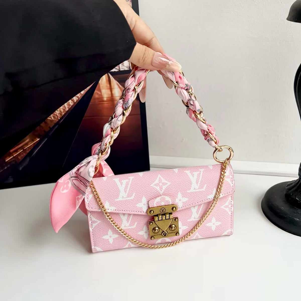 Postman leather case+special silk scarf chain phone case