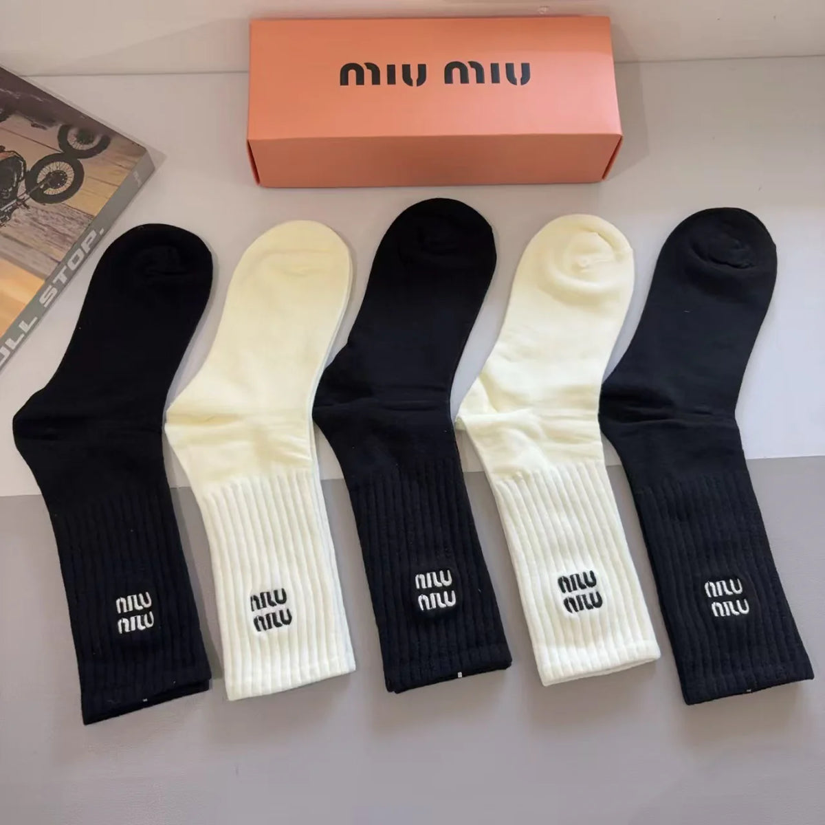 New Embroidered Long Socks