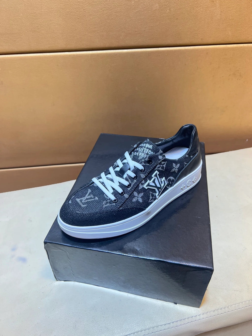 🏃 Casual shoes are a must-have for trendy men 😍