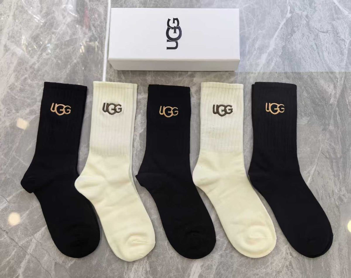 New medium to long socks