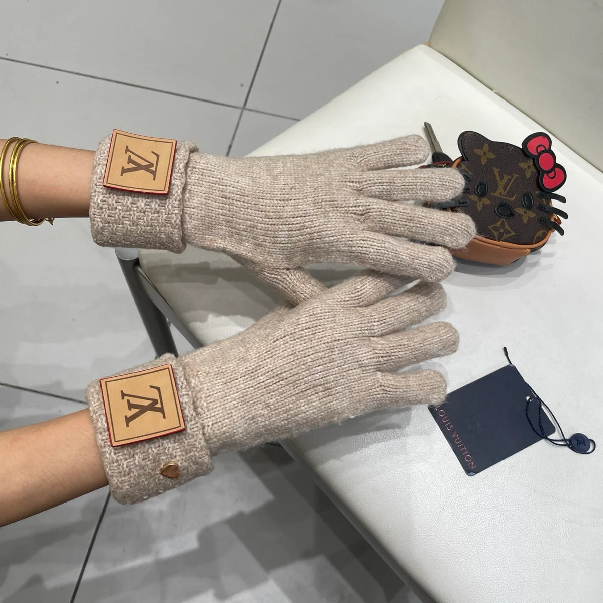 New autumn and winter wool knitted gloves 🧤