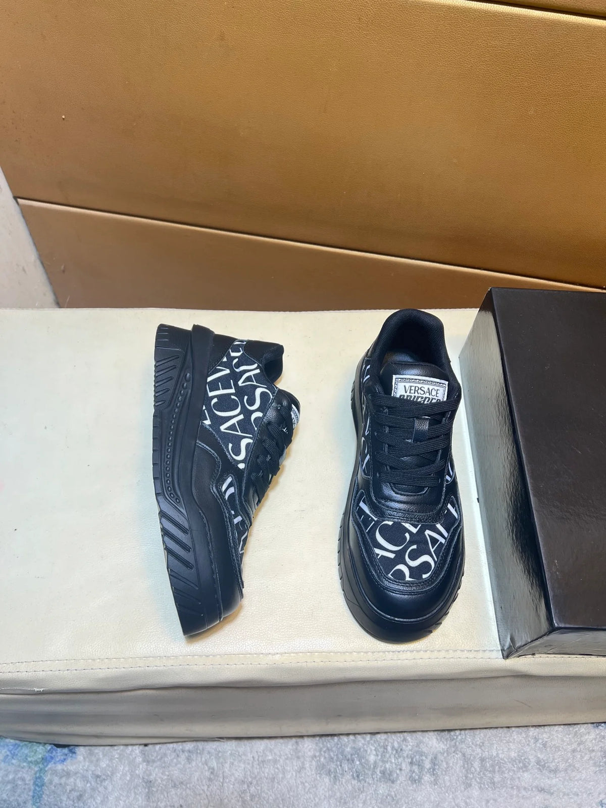 Fashion casual shoes