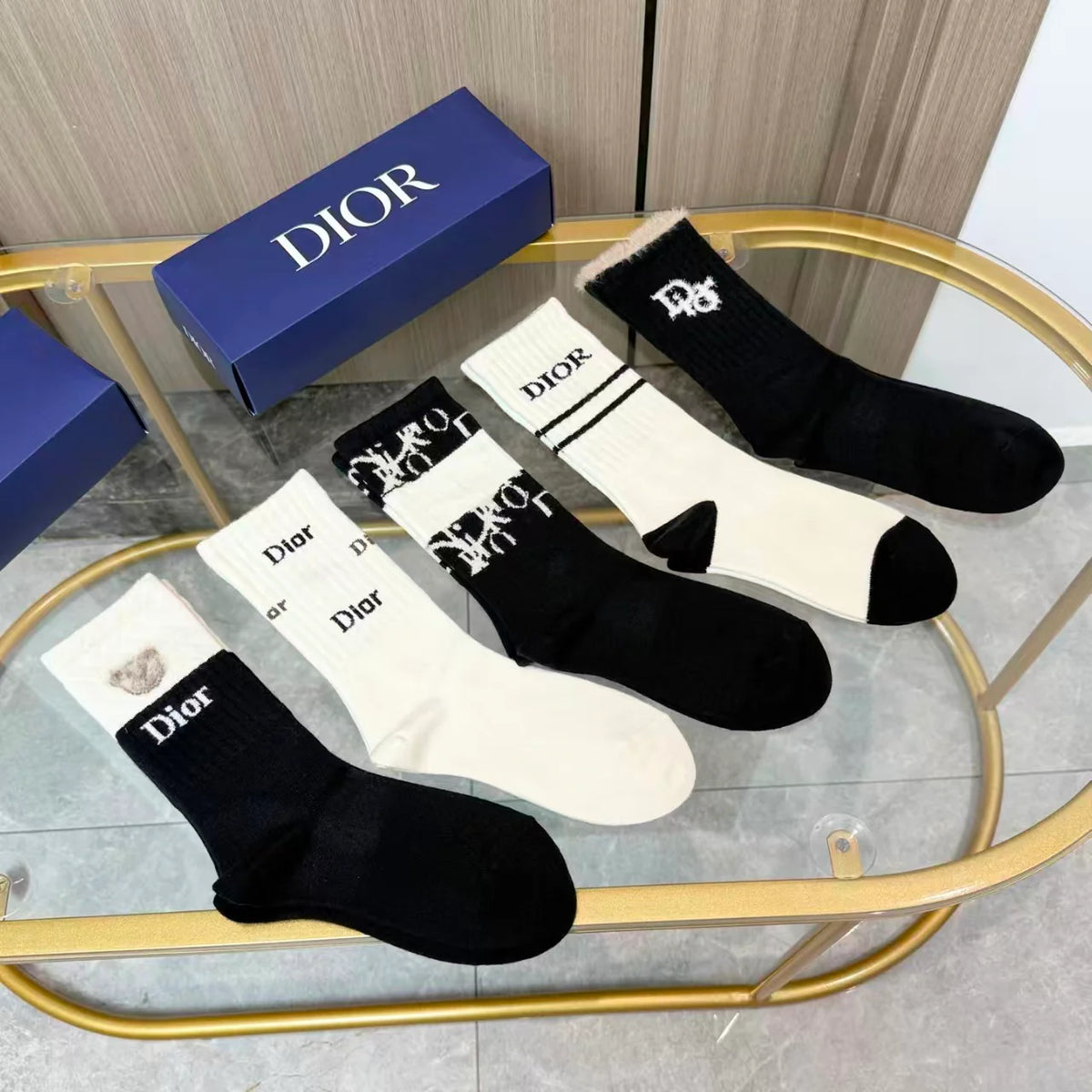 New cashmere socks